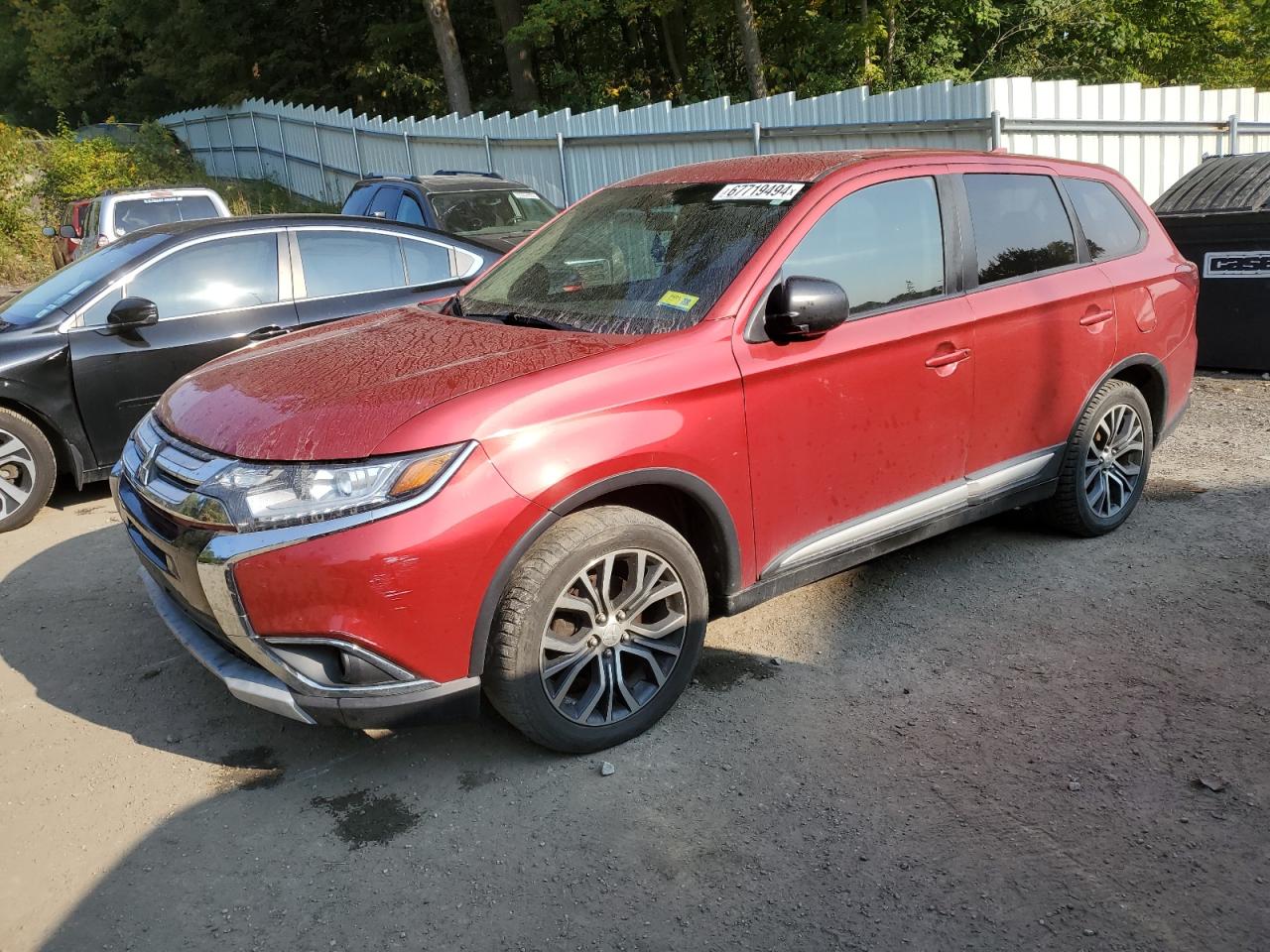 Mitsubishi Outlander 2017 Low