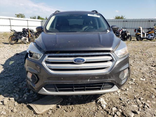 VIN 1FMCU0GD3JUB09620 2018 Ford Escape, SE no.5