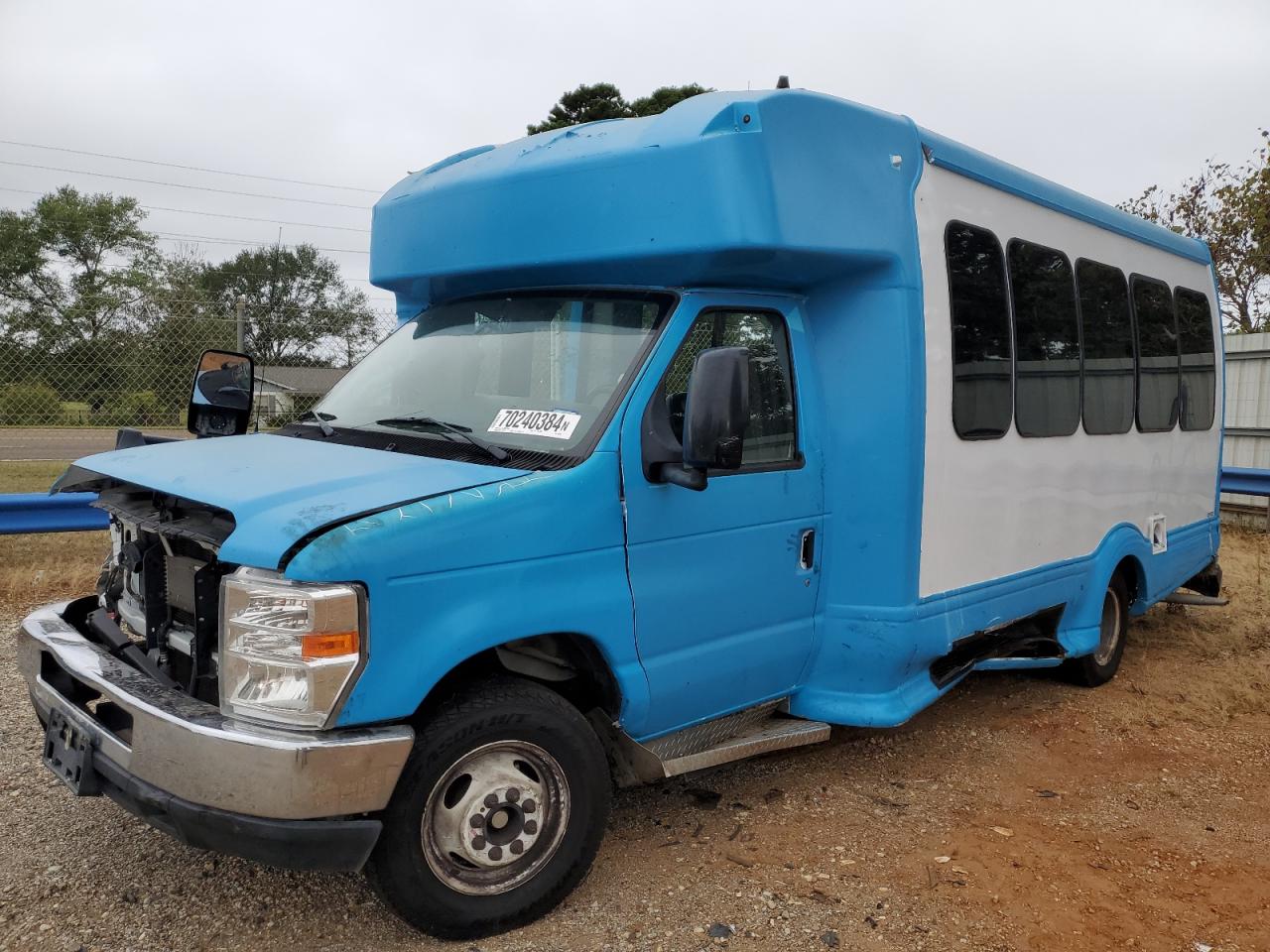 FORD ECONOLINE E350 SUPER DUTY CUTAWAY VAN