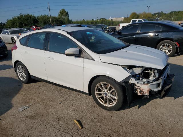 VIN 1FADP3K28FL375886 2015 Ford Focus, SE no.4