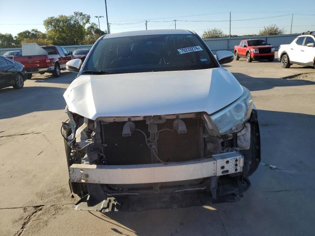 VIN 5TDZKRFH5GS182532 2016 Toyota Highlander, LE no.5