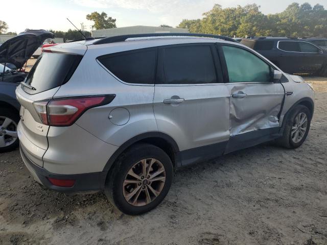 VIN 1FMCU0GD1HUB58907 2017 Ford Escape, SE no.3