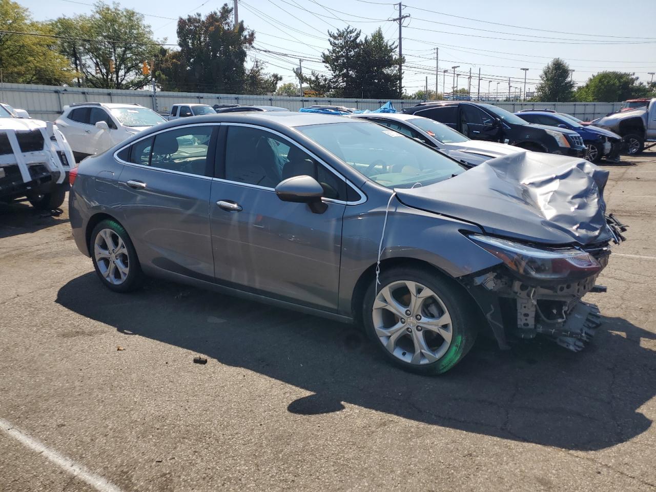 Lot #3024947375 2018 CHEVROLET CRUZE PREM