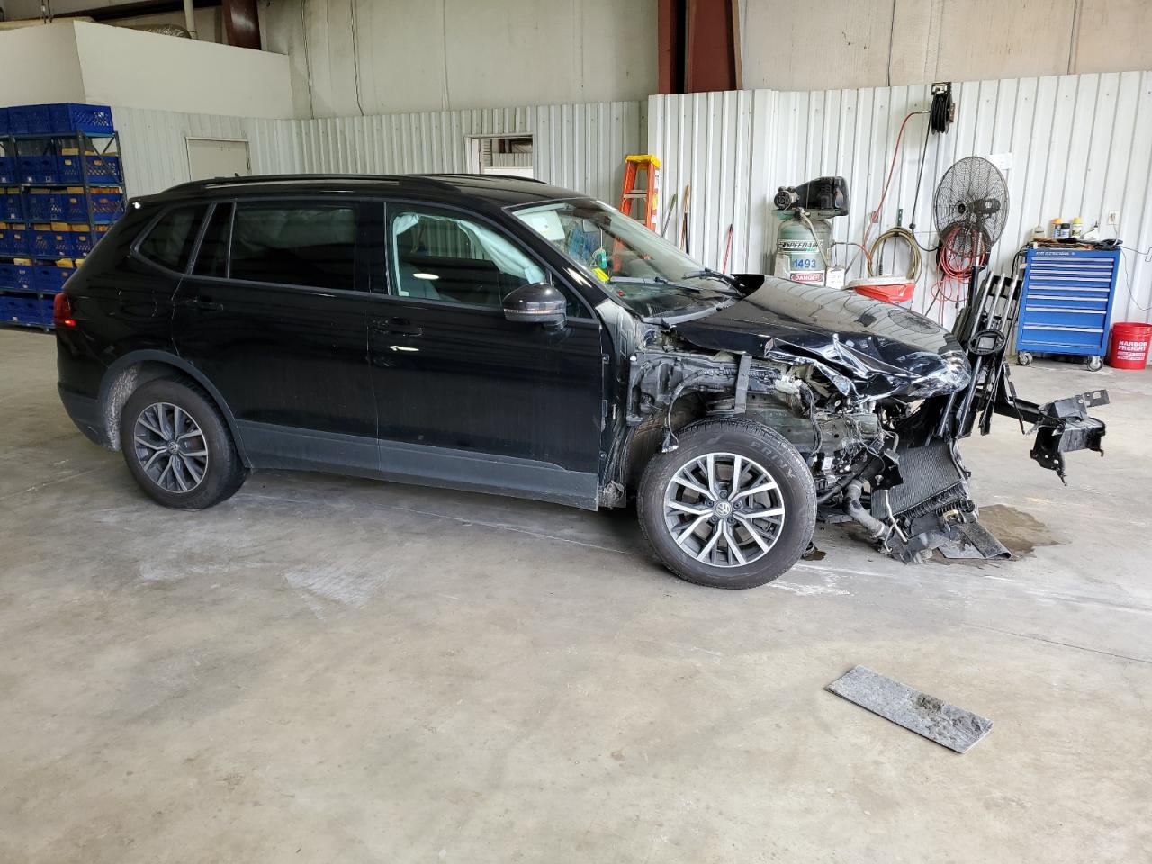 Lot #2955427638 2021 VOLKSWAGEN TIGUAN S