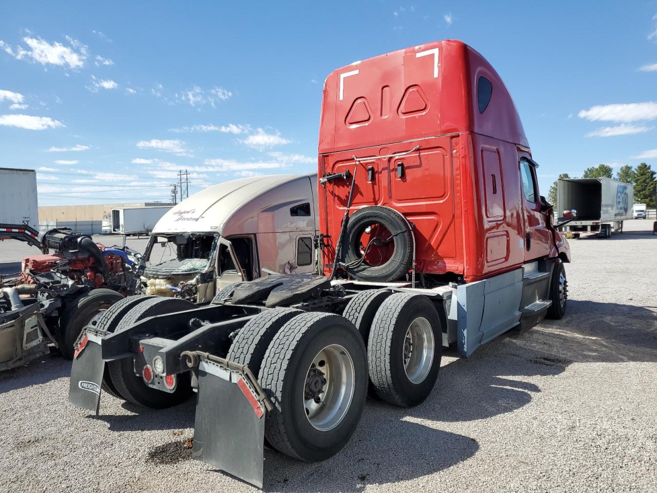 Lot #2978755942 2021 FREIGHTLINER CASCADIA 1