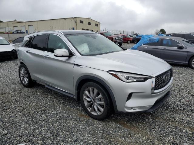 VIN 3PCAJ5M12KF146762 2019 Infiniti QX50, Essential no.4