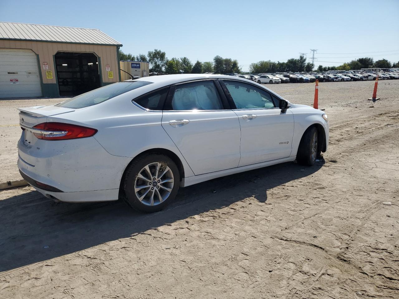 Lot #2935497083 2017 FORD FUSION SE