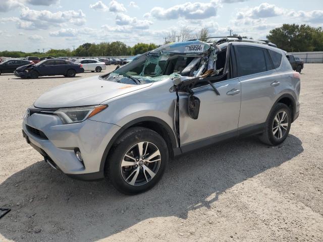 VIN 2T3WFREV9GW310607 2016 Toyota RAV4, Xle no.1