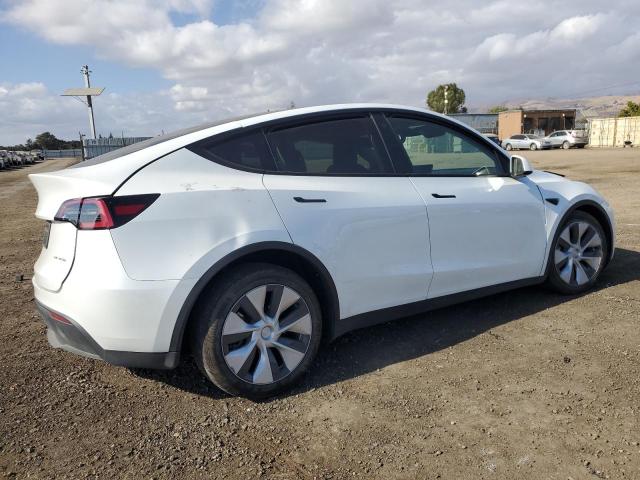 VIN 7SAYGAEE2PF700514 2023 Tesla MODEL Y no.3