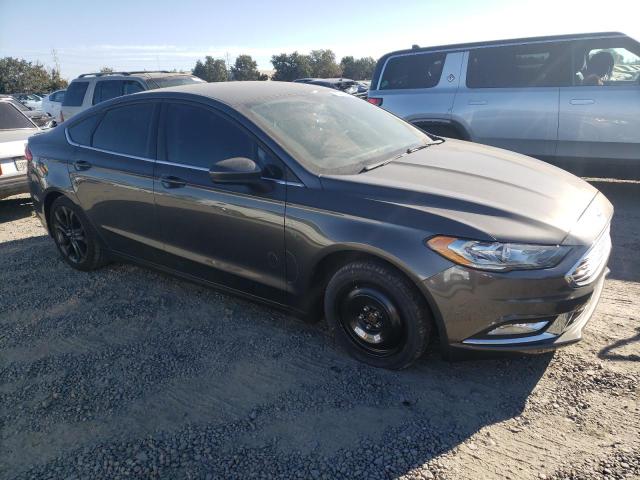 VIN 3FA6P0HD6JR223129 2018 Ford Fusion, SE no.4