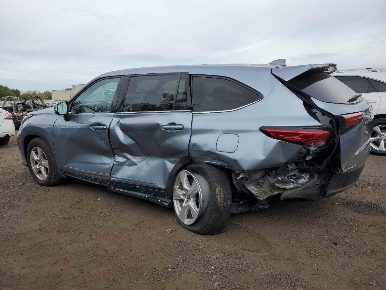 Lot #2993057465 2021 TOYOTA HIGHLANDER