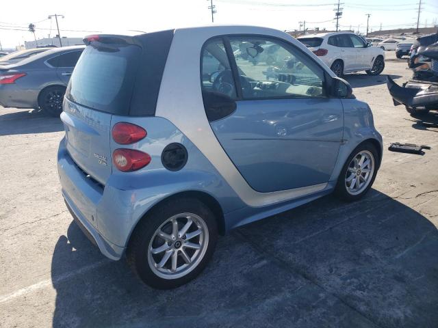 VIN WMEEJ9AA5EK778600 2014 Smart Fortwo no.3