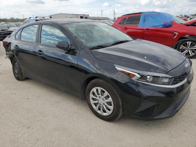 VIN 3KPF24AD0PE685275 2023 KIA Forte, LX no.4