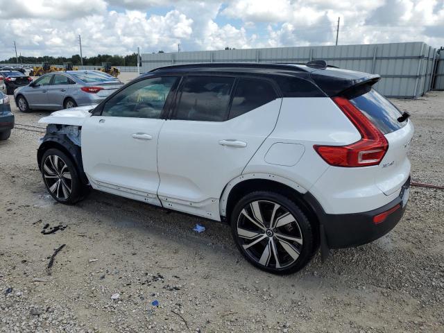 VOLVO XC40 P8 RE 2022 white  electric YV4ED3UR4N2667067 photo #3