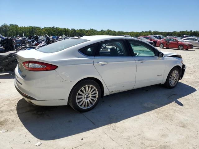 VIN 3FA6P0LU7GR314832 2016 Ford Fusion, Se Hybrid no.3