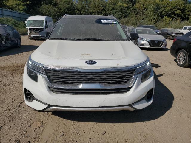 2021 KIA SELTOS S - KNDEUCAA7M7148484