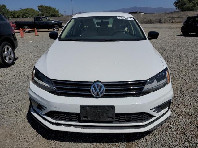 2018 VOLKSWAGEN JETTA SE - 3VWDB7AJ6JM244825