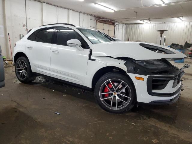 VIN WP1AG2A54NLB21558 2022 Porsche Macan, S no.4