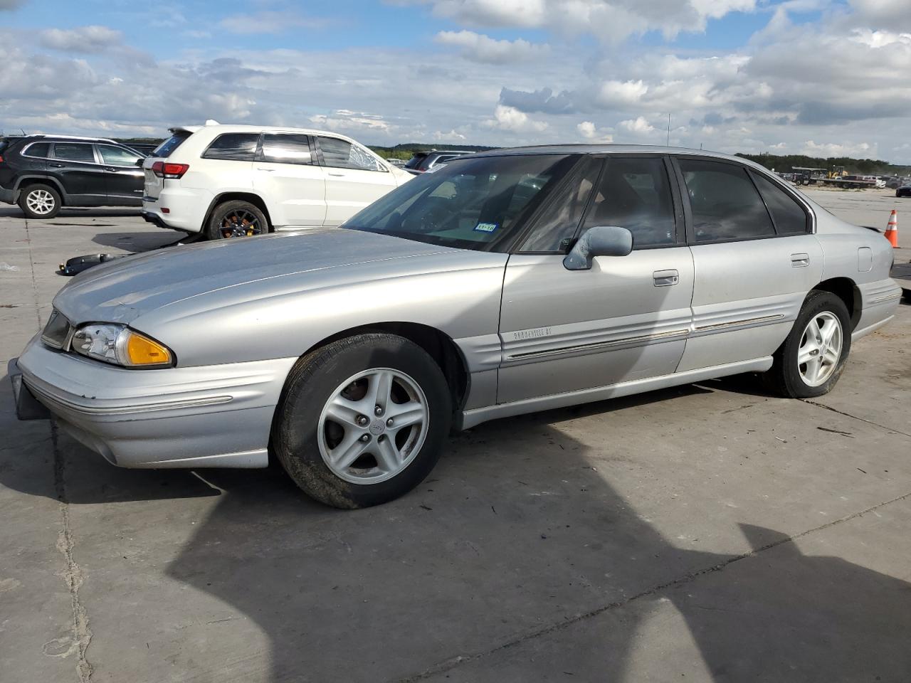 Lot #2976704814 1997 PONTIAC BONNEVILLE