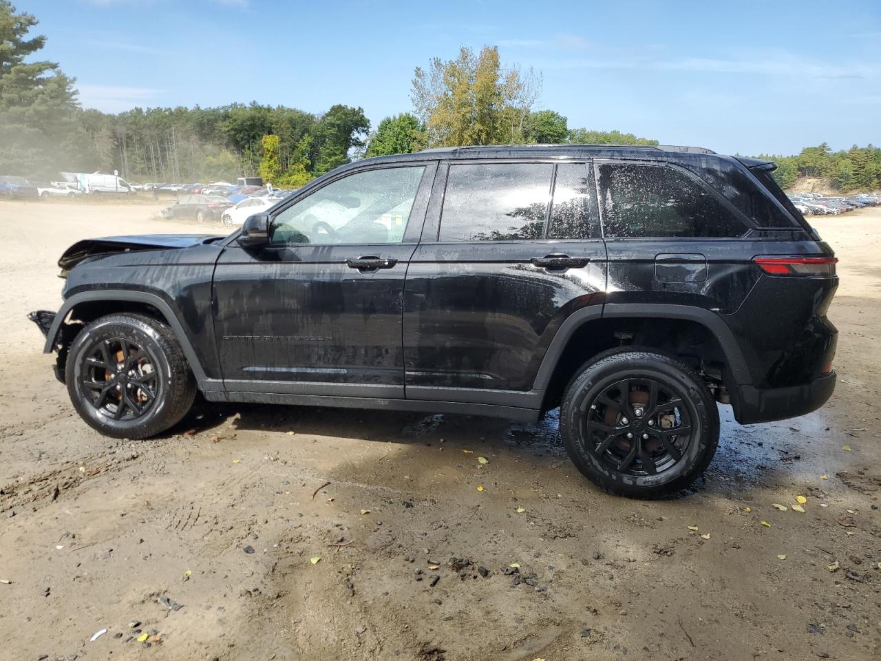 2024 Jeep GRAND CHER, LAREDO