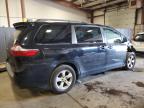 TOYOTA SIENNA LE photo