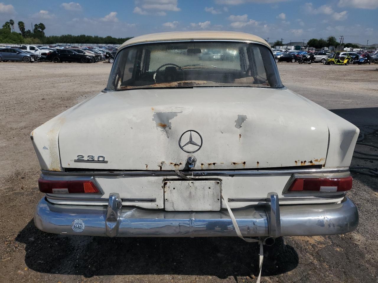 Lot #2871485368 1966 MERCEDES-BENZ 230