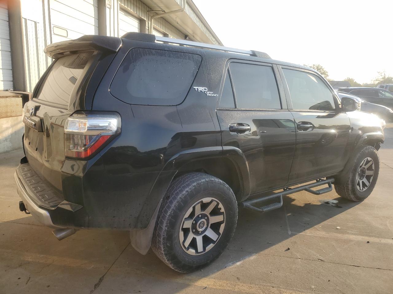 Lot #2888400687 2018 TOYOTA 4RUNNER SR