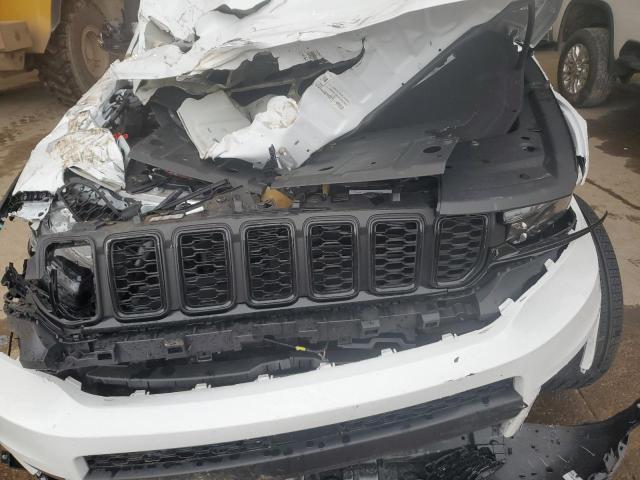 2024 JEEP GRAND CHER - 1C4RJKBG4R8579714
