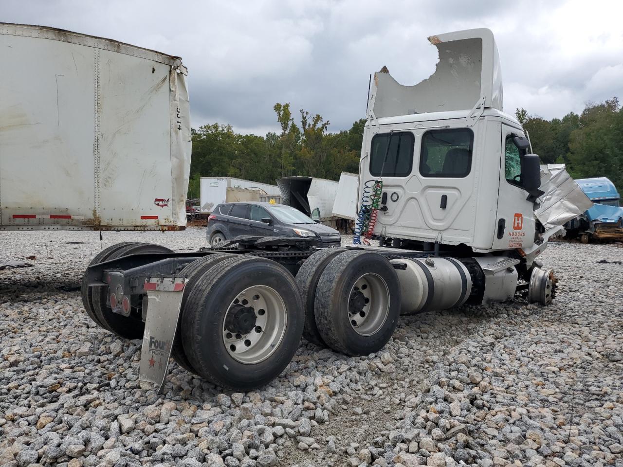 Lot #2989458566 2023 FREIGHTLINER CASCADIA 1