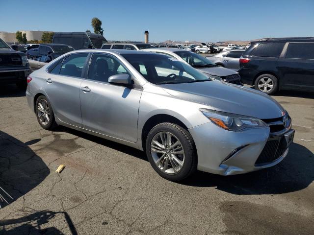 VIN 4T1BF1FK4GU211349 2016 Toyota Camry, LE no.4