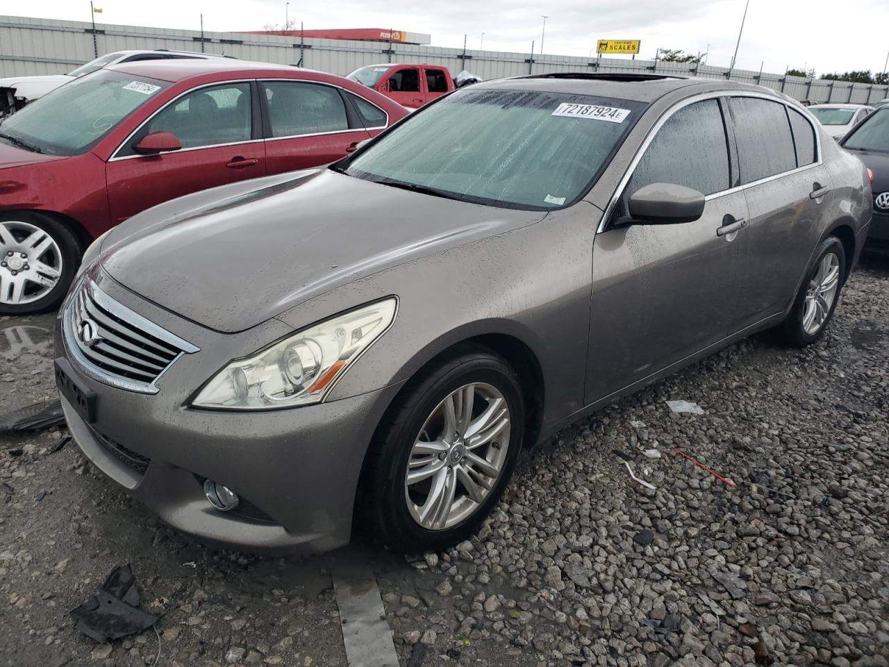 Infiniti G37 2011 