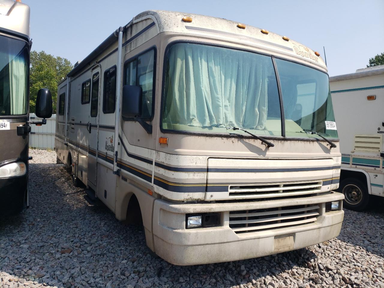 Lot #2806519849 1996 CHEVROLET P30