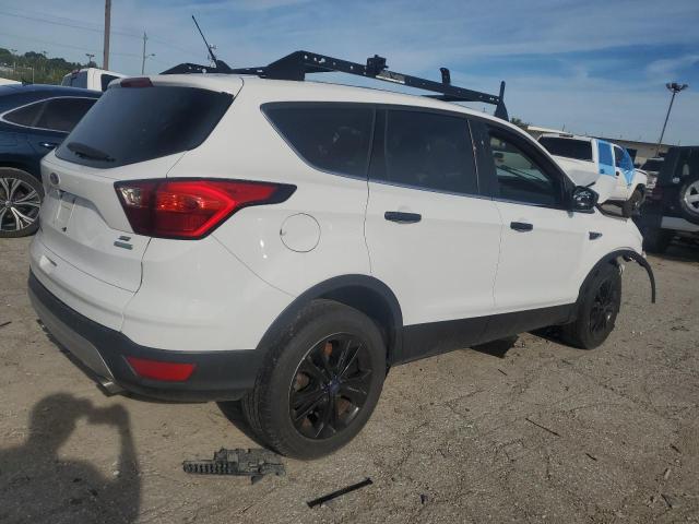 VIN 1FMCU0GD5KUC36807 2019 FORD ESCAPE no.3