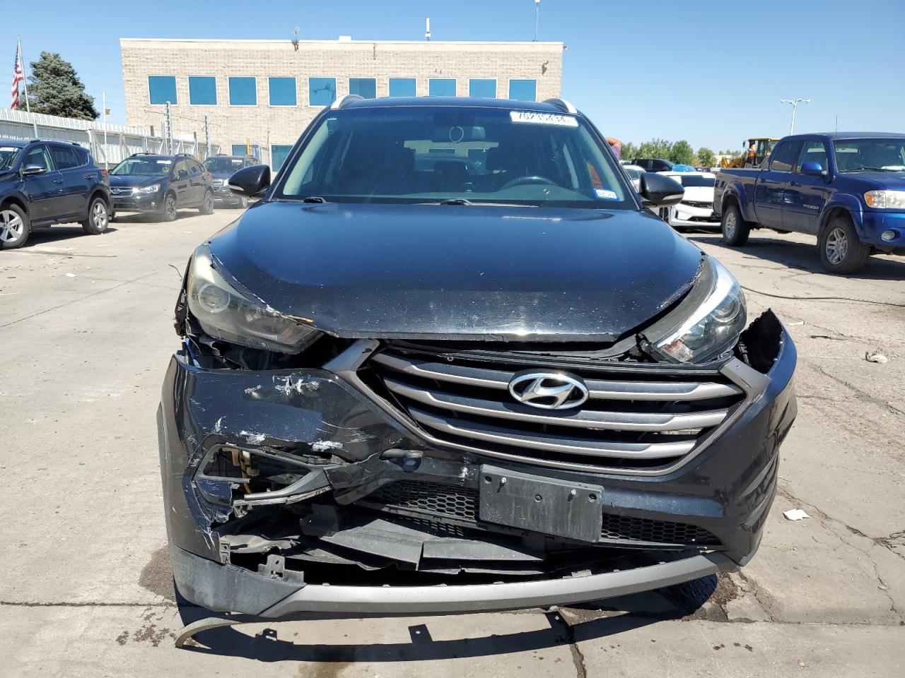 Lot #2890978693 2016 HYUNDAI TUCSON LIM