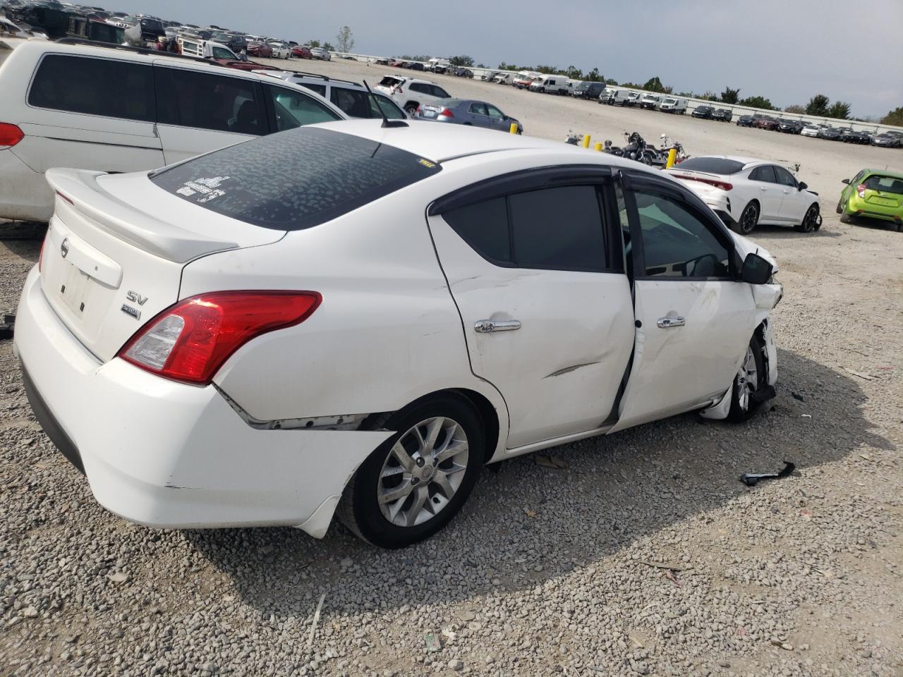 Lot #2893342378 2017 NISSAN VERSA S