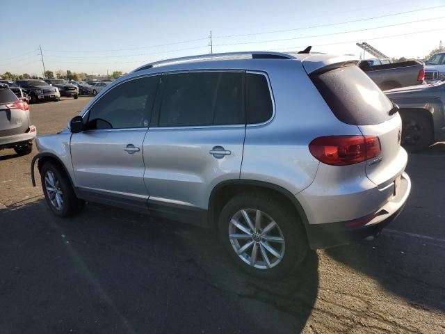 2017 VOLKSWAGEN TIGUAN WOL - WVGSV7AX2HK019157
