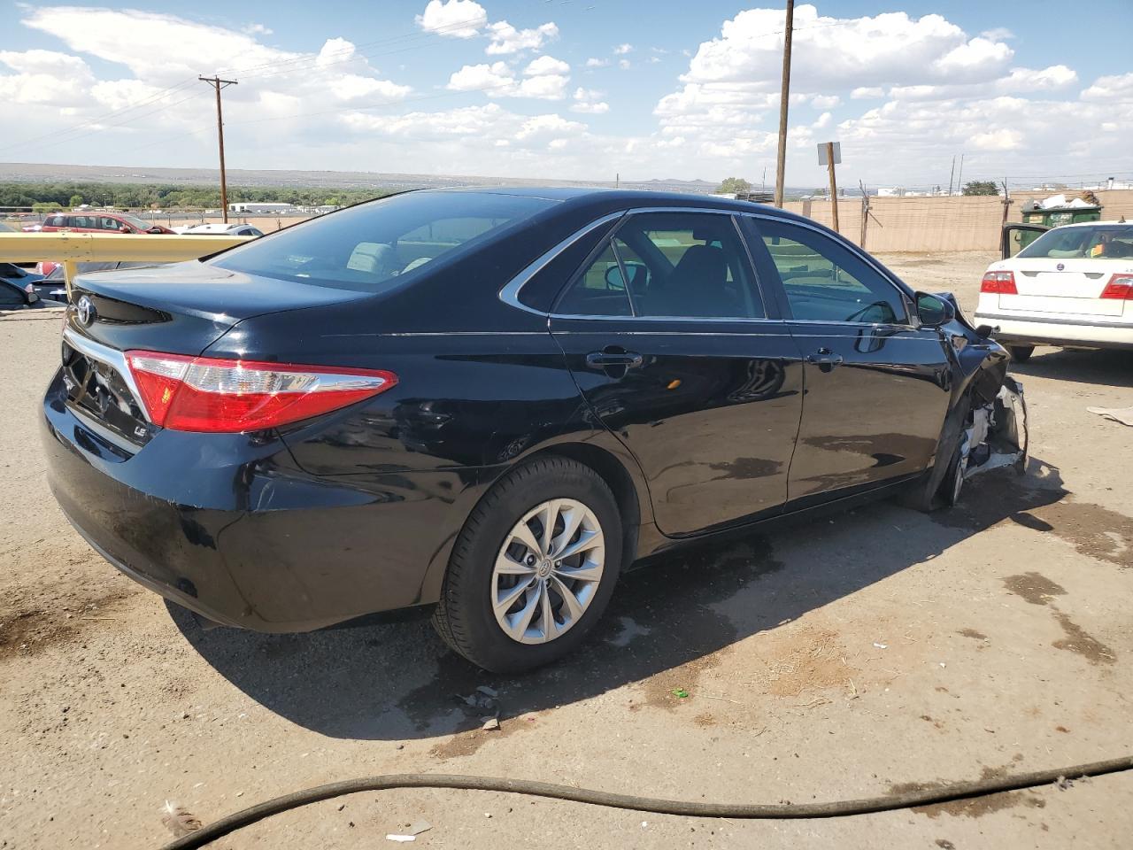 Lot #2970151279 2017 TOYOTA CAMRY LE