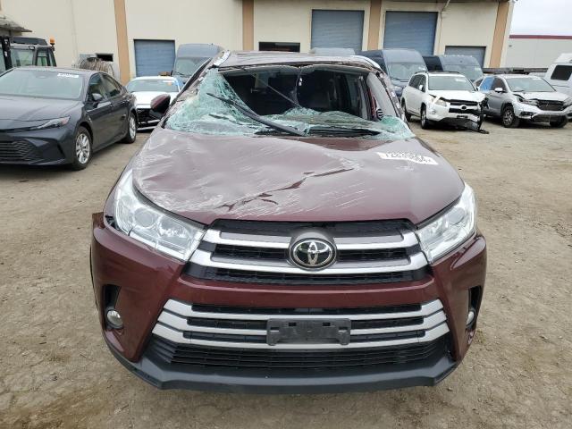 VIN 5TDJZRFH4KS729808 2019 Toyota Highlander, SE no.5