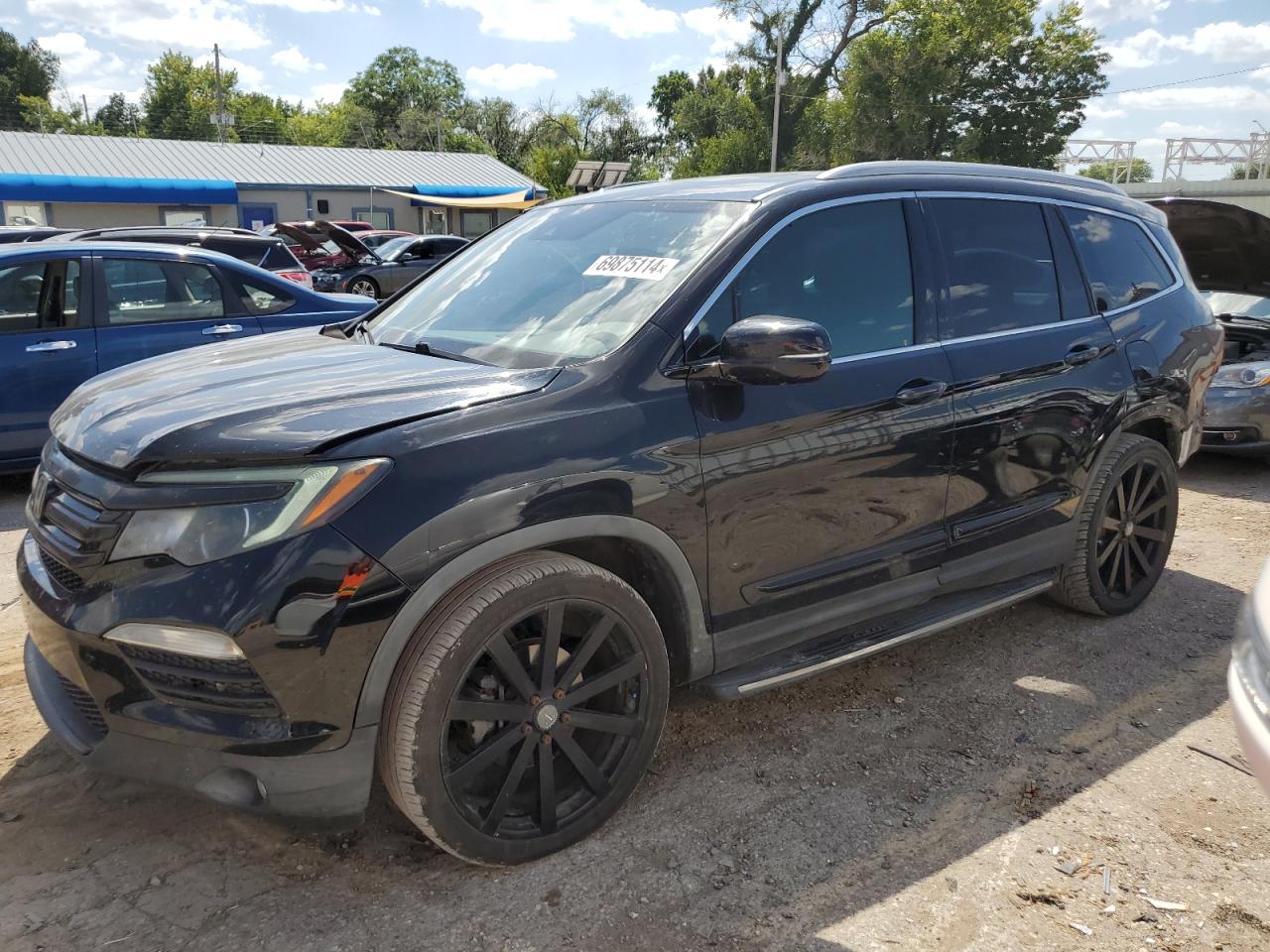 Lot #2879293375 2016 HONDA PILOT TOUR