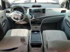 TOYOTA SIENNA LE photo