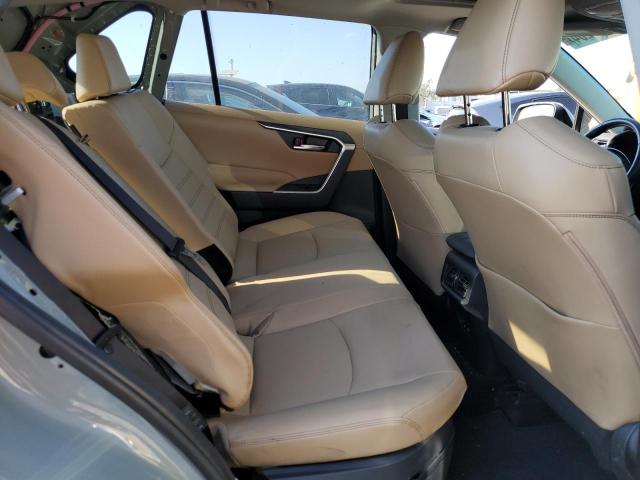 2022 TOYOTA RAV4 XLE P - JTMB6RFV2ND521901