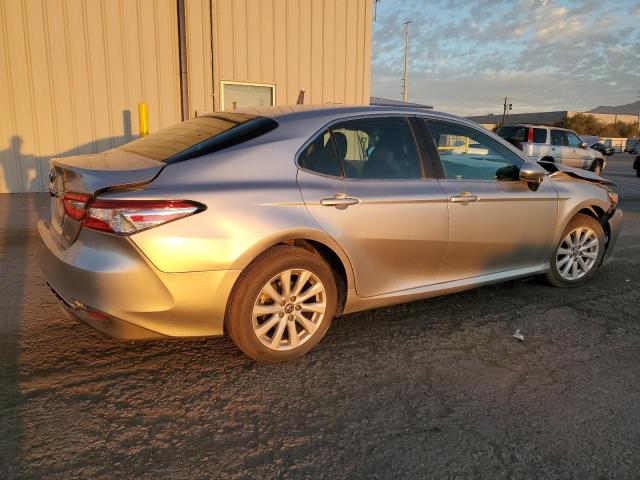 2018 TOYOTA CAMRY L 4T1B11HK3JU105705