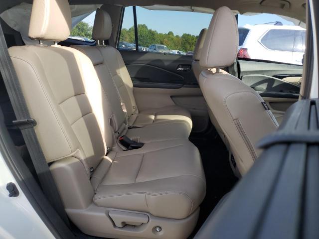 2017 HONDA PILOT TOUR - 5FNYF6H95HB075328