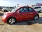 VOLKSWAGEN NEW BEETLE photo