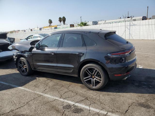 VIN WP1AB2A51LLB34957 2020 Porsche Macan, S no.2