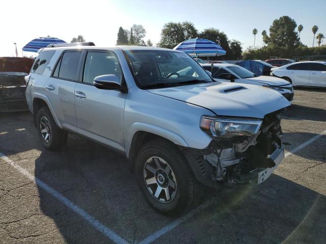 VIN JTEBU5JR4H5468315 2017 Toyota 4runner, Sr5/Sr5... no.4