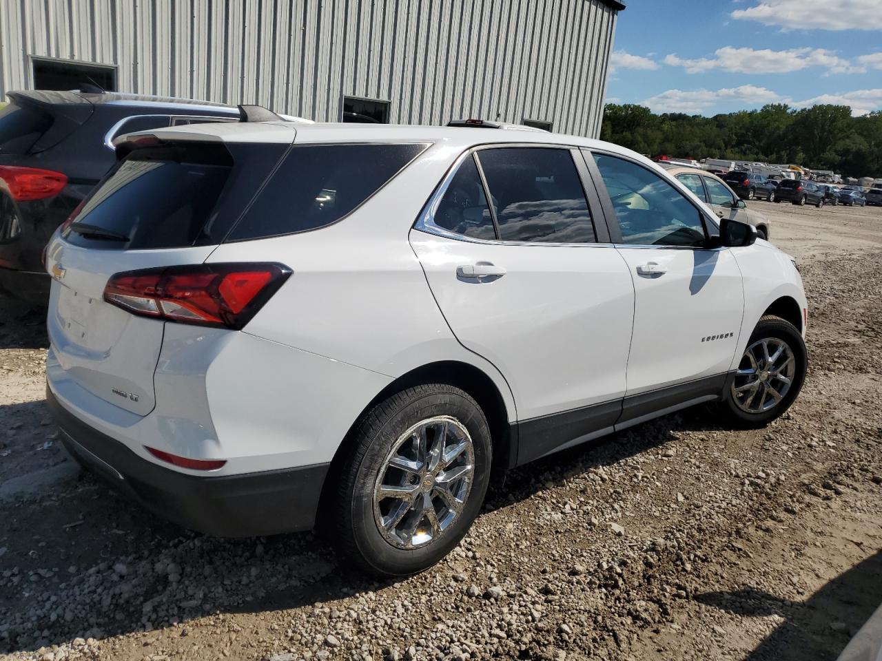 Lot #2945662183 2023 CHEVROLET EQUINOX LT