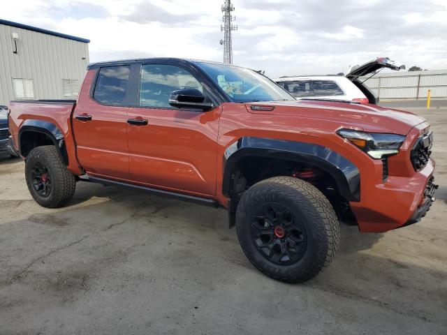 VIN 3TYLC5LN4RT004950 2024 Toyota Tacoma, Double Cab no.4