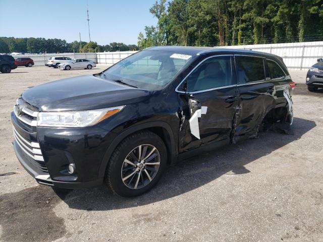 VIN 5TDKZRFH5KS575016 2019 Toyota Highlander, SE no.1