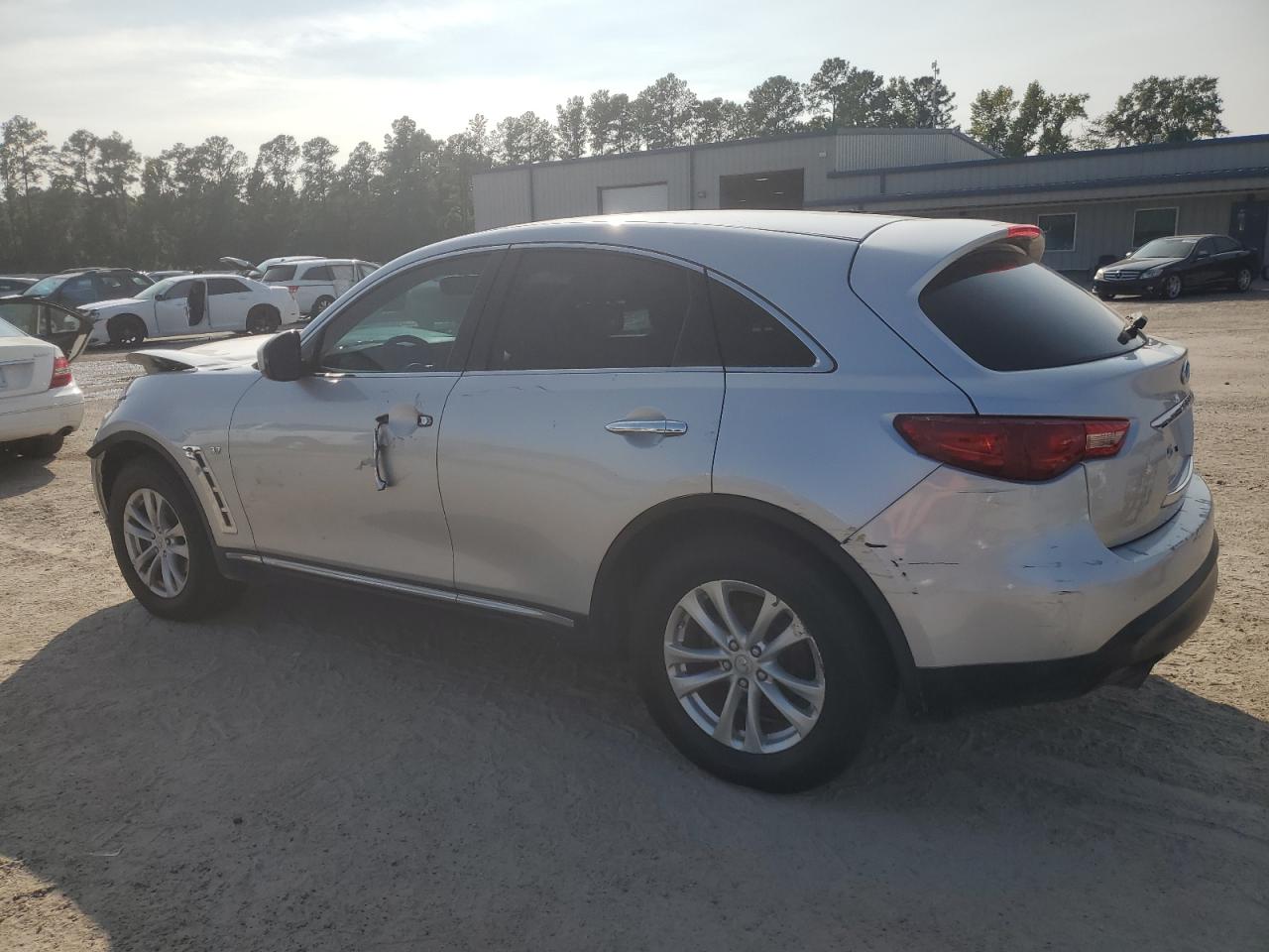 Lot #2845449045 2017 INFINITI QX70